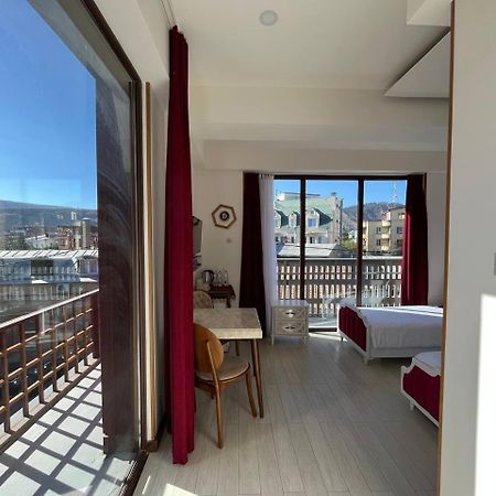 Luxin Hotel Tbiliszi Kültér fotó