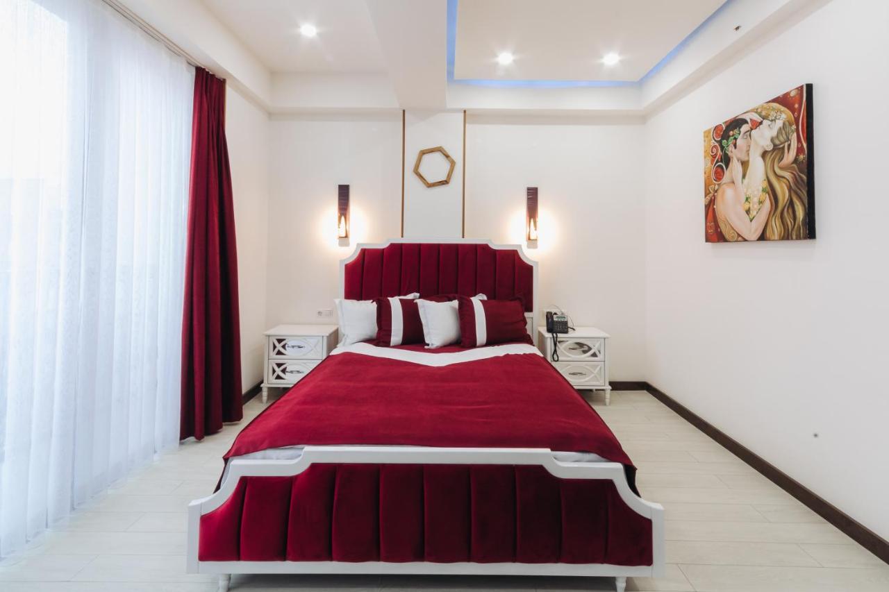 Luxin Hotel Tbiliszi Kültér fotó