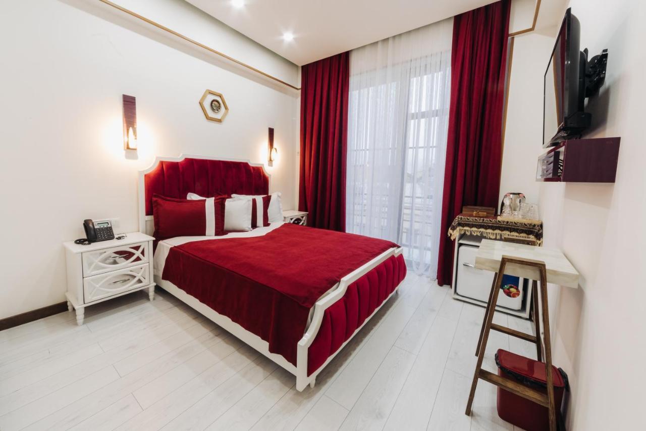 Luxin Hotel Tbiliszi Kültér fotó