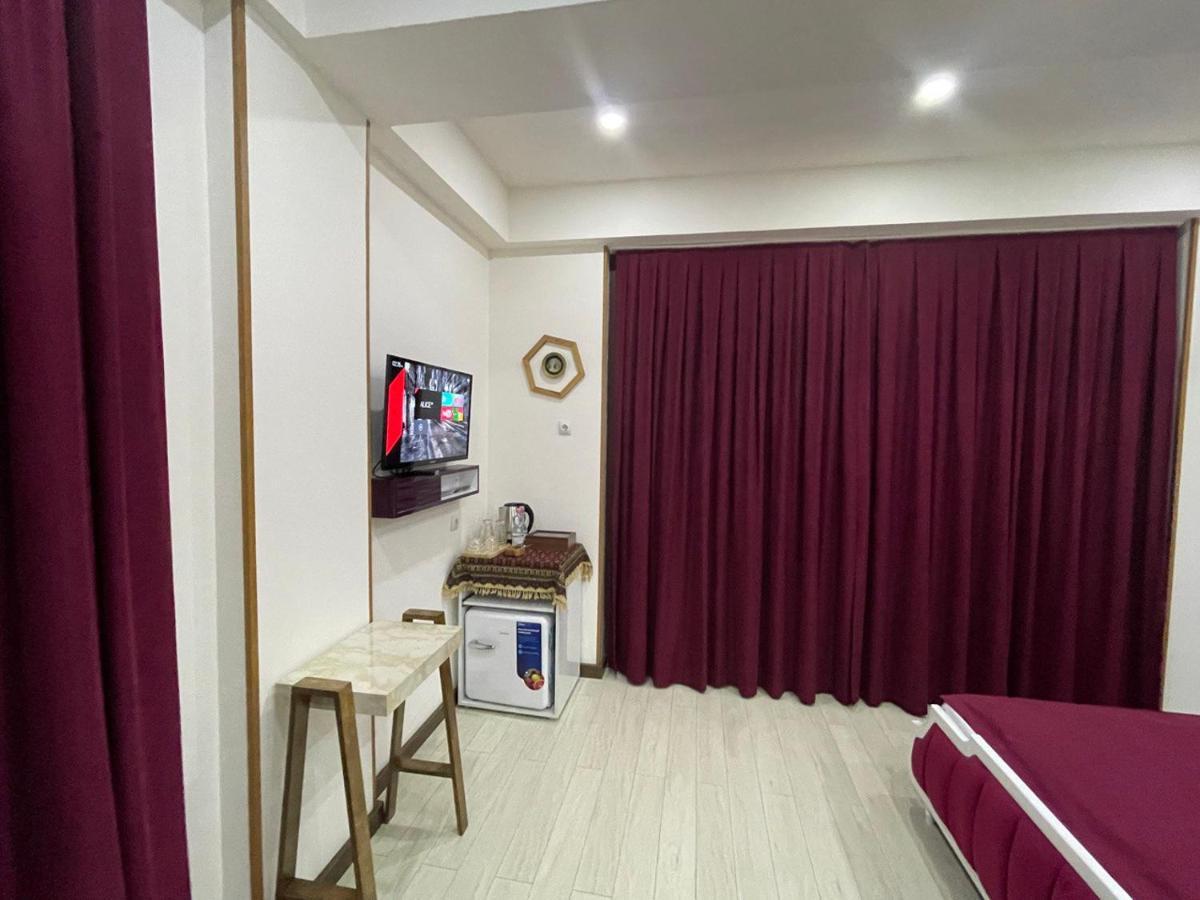 Luxin Hotel Tbiliszi Kültér fotó