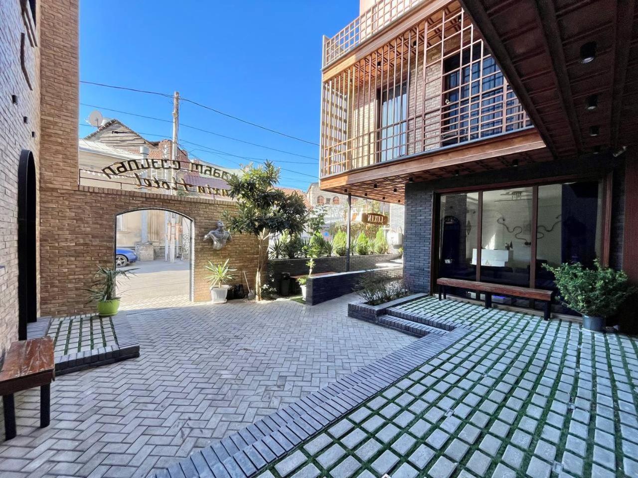 Luxin Hotel Tbiliszi Kültér fotó