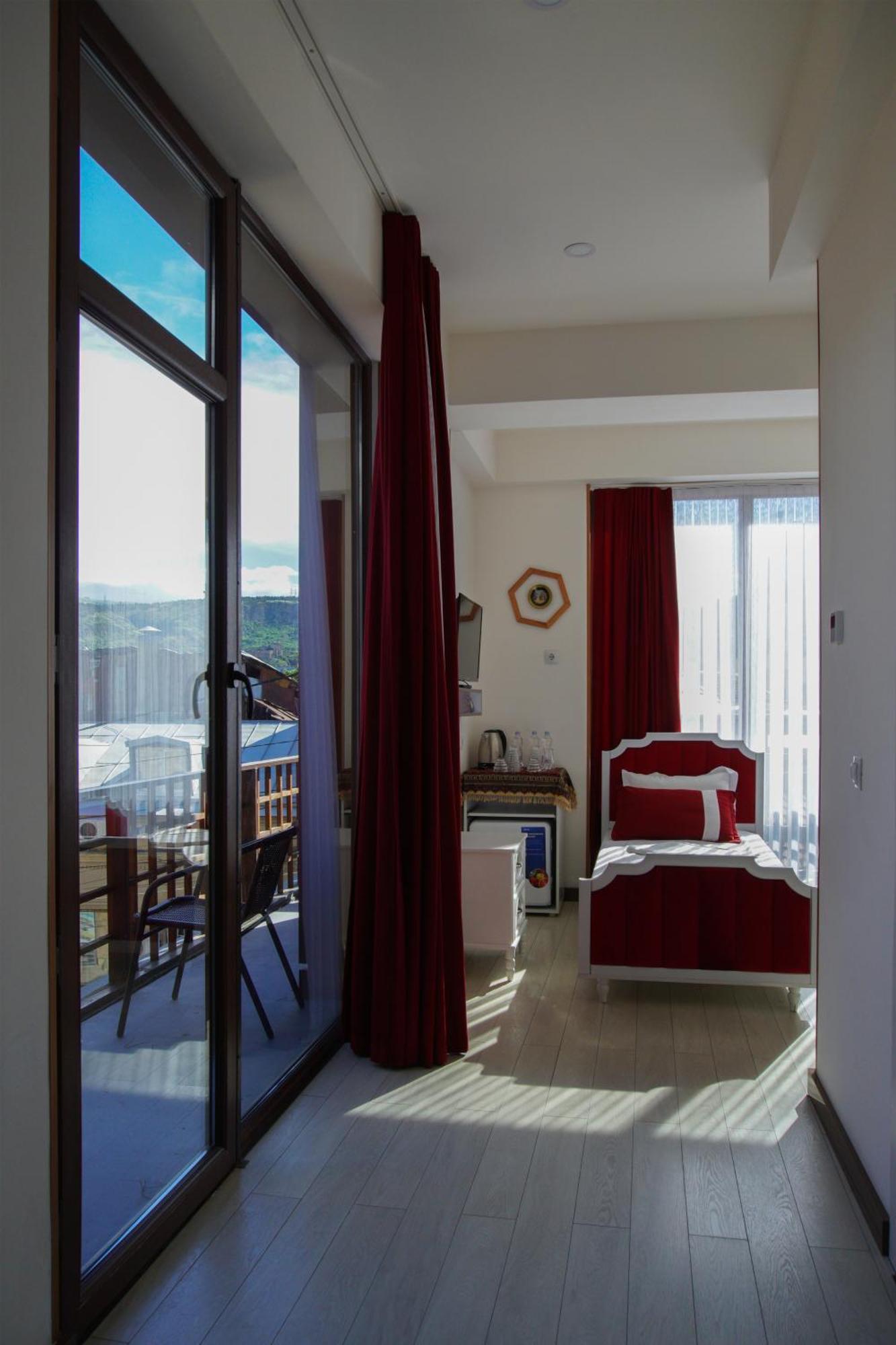 Luxin Hotel Tbiliszi Kültér fotó