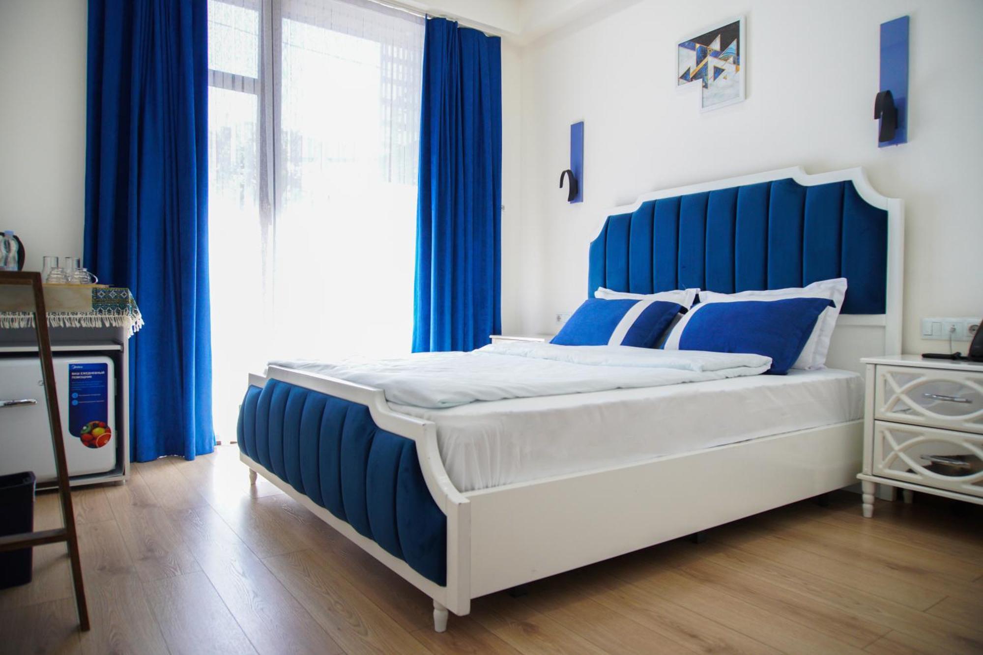 Luxin Hotel Tbiliszi Kültér fotó
