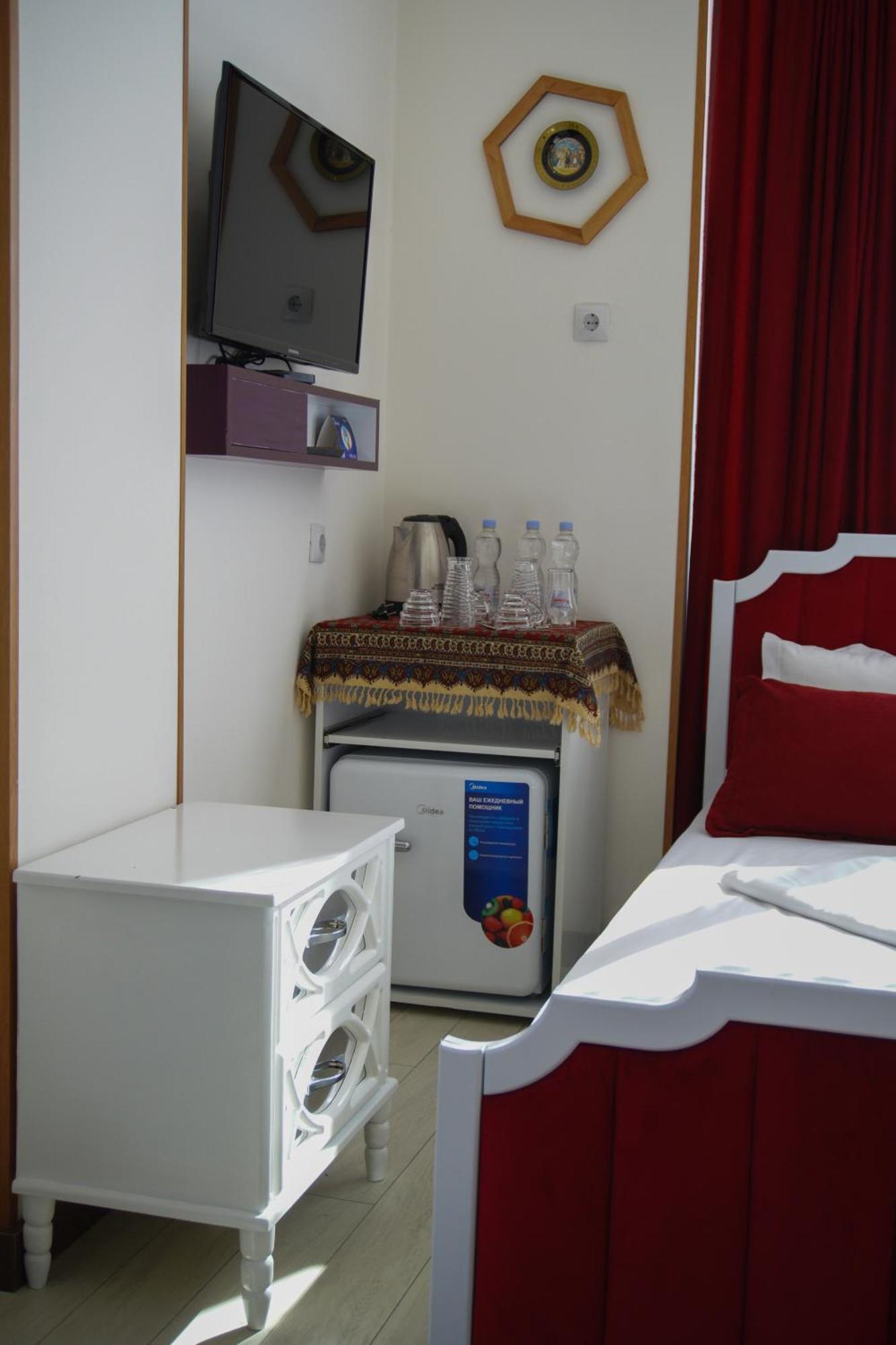 Luxin Hotel Tbiliszi Kültér fotó