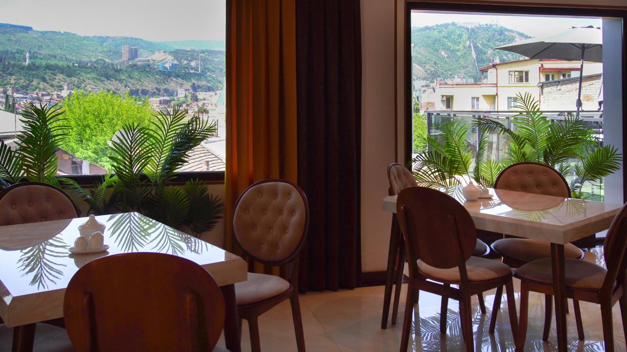 Luxin Hotel Tbiliszi Kültér fotó